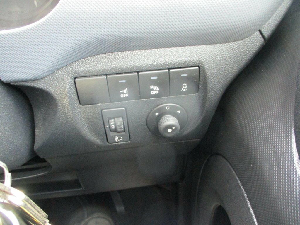 Citroen Berlingo Mpv White #19