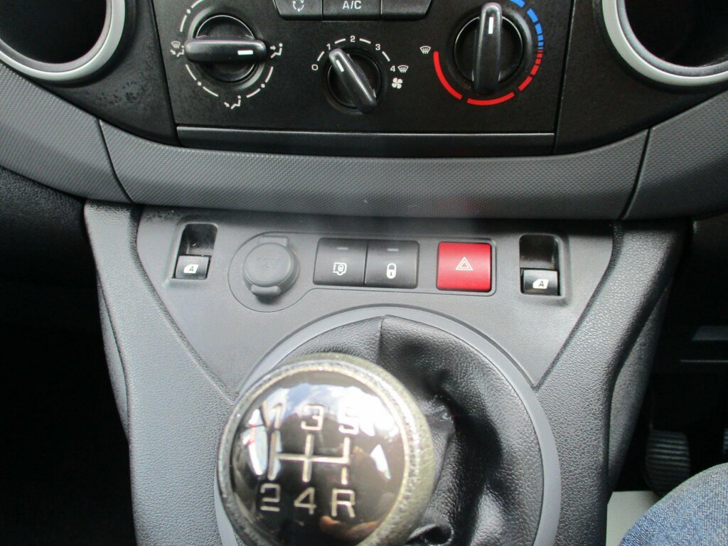 Citroen Berlingo Mpv White #17