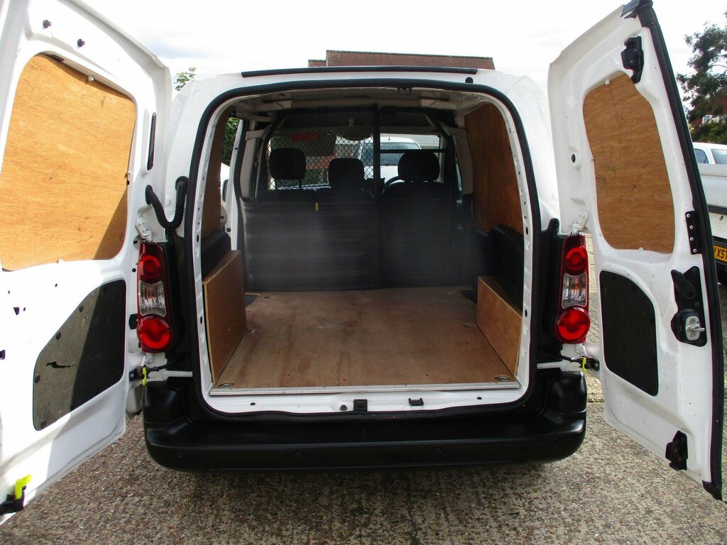 Citroen Berlingo Mpv White #22