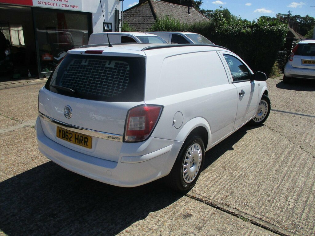 Vauxhall Astra 1.7 Cdti Ecoflex 16V Club Fwd L1 H1 White #5