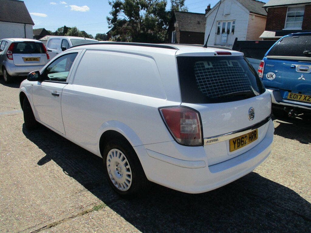 Vauxhall Astra 1.7 Cdti Ecoflex 16V Club Fwd L1 H1 White #3