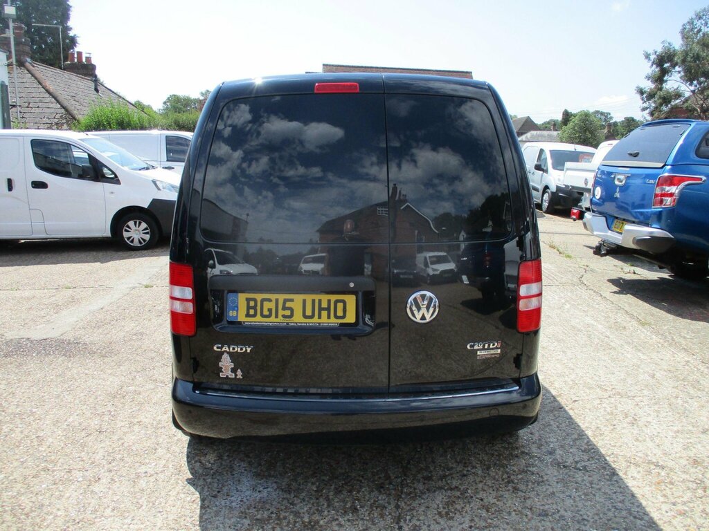 Volkswagen Caddy 1.6 Tdi B Motion Black Edition Black #4