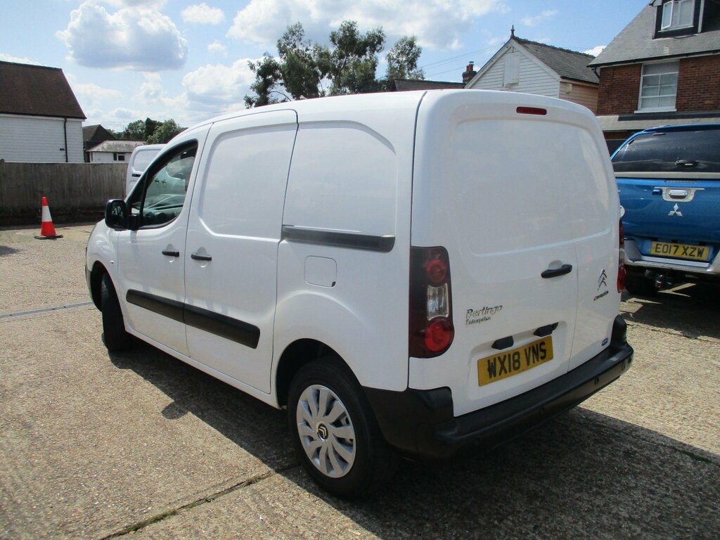 Citroen Berlingo 1.6 Bluehdi 850 Enterprise L1 White #3