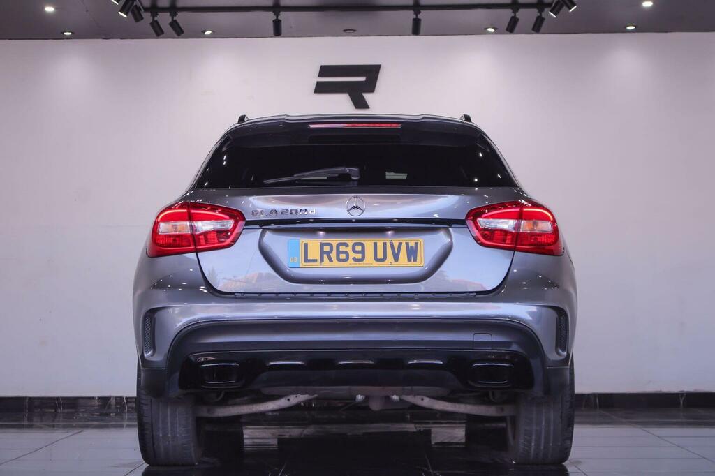Mercedes-Benz GLA Class Suv 2.1 Gla200d Amg Line 7G-dct Euro 6 Ss Grey #5