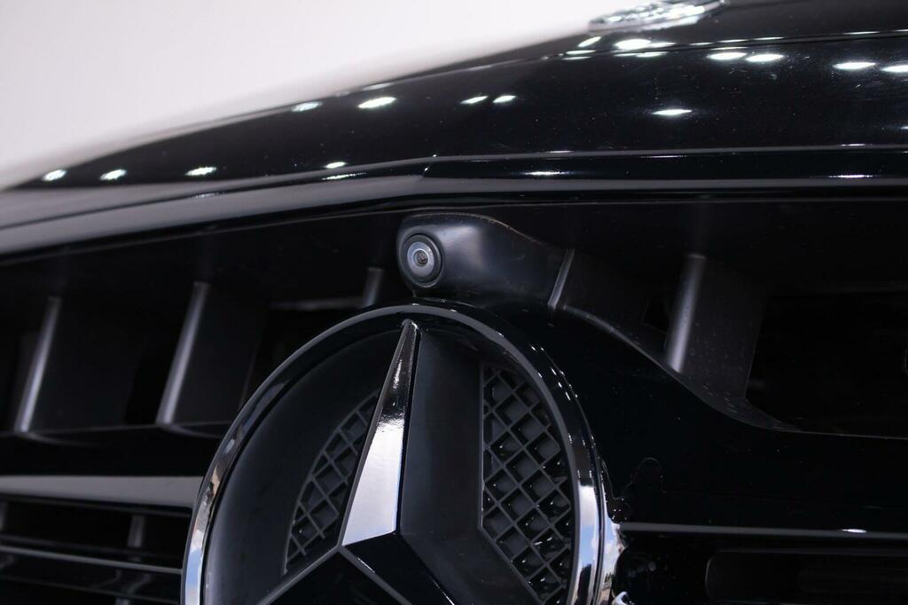 Mercedes-Benz E Class Coupe 2.0 E220d Amg Line Premium G-tronic Euro YN68WXD Black #4