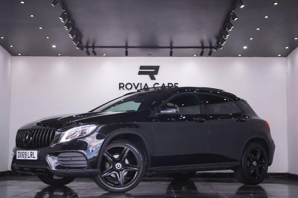 Mercedes-Benz GLA Class Suv 1.6 Gla200 Amg Line Edition Plus 7G-dct Euro DX69LRL Black #3
