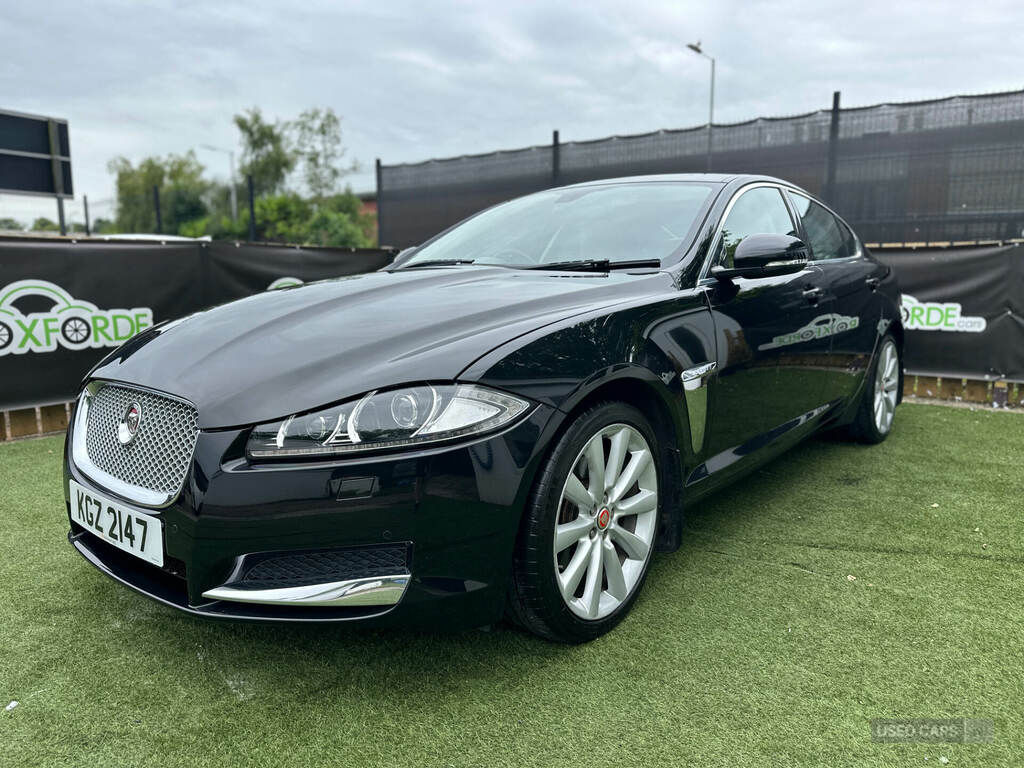 Jaguar XF 2.2D 200 Portfolio Black