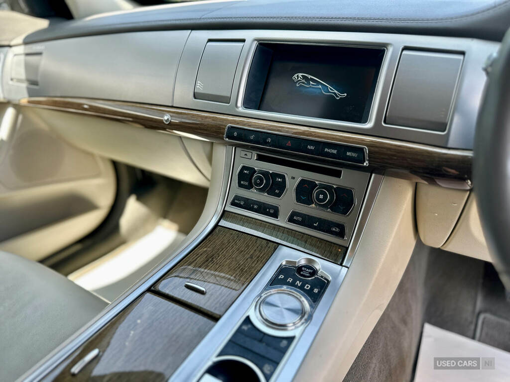 Jaguar XF Grey #13
