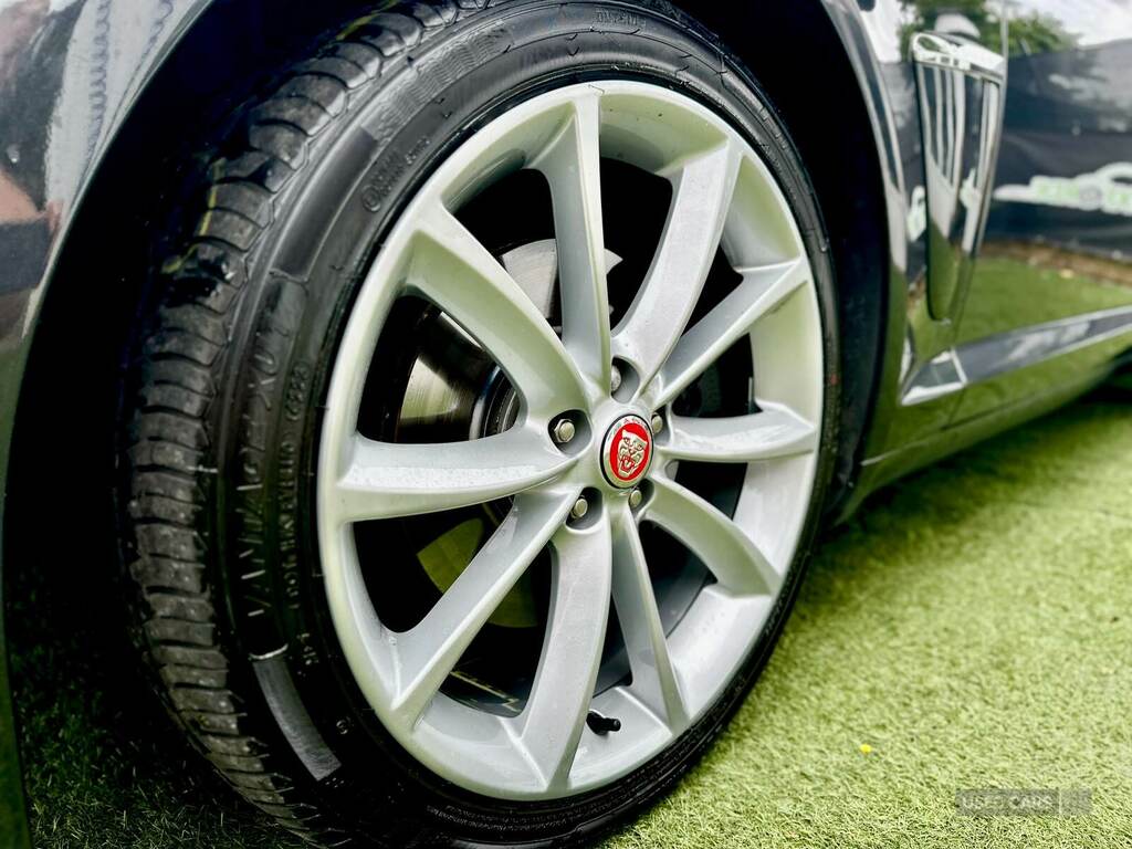 Jaguar XF Estate Blue #8