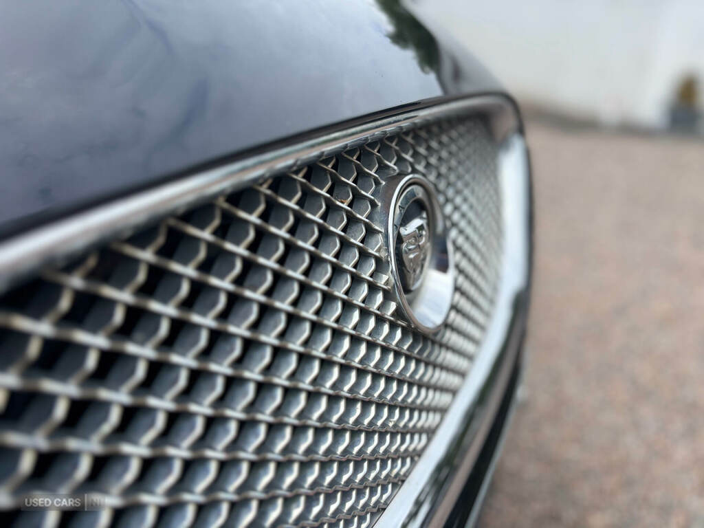 Jaguar XF 2.2D Se Saloon Blue #9