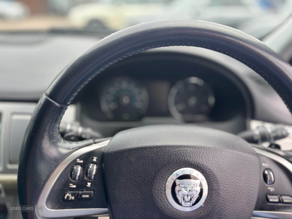 Jaguar XF 2.2D Se Saloon Blue #15