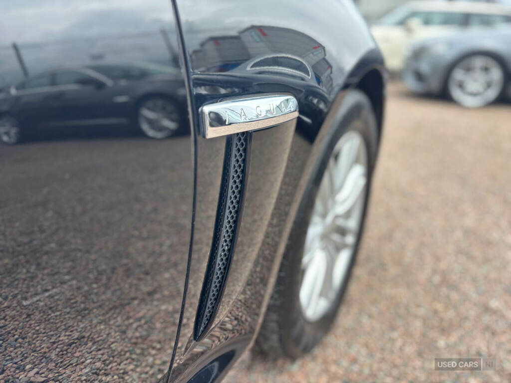 Jaguar XF 2.2D Se Saloon Blue #10