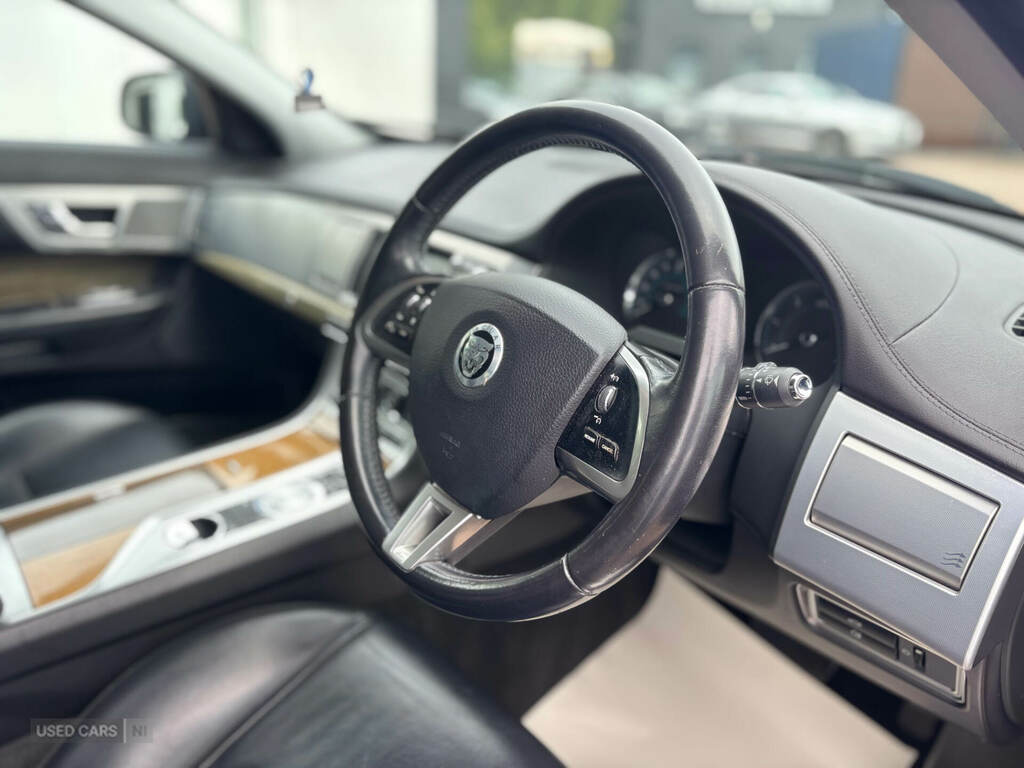 Jaguar XF 2.2D Se Saloon Blue #12