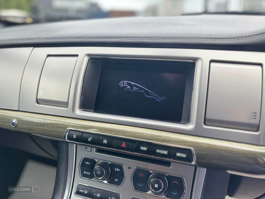 Jaguar XF 2.2D Se Saloon Blue #16
