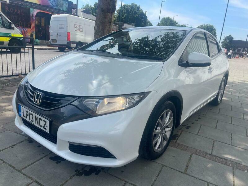 Honda Civic 1.8 I-vtec Se Hatchback White #3