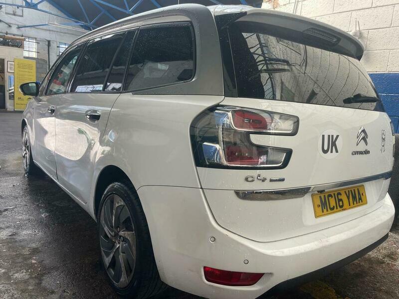 Citroen C4 Picasso 2.0 Bluehdi Exclusive Eat6 White #6