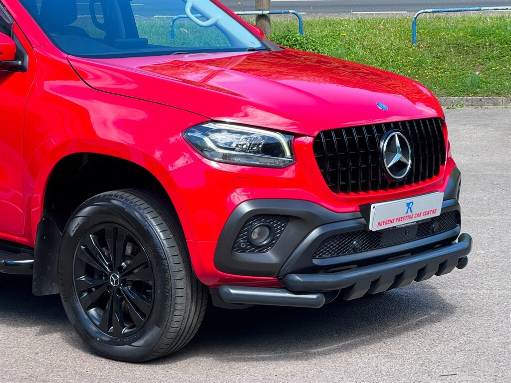Mercedes-Benz X Class D 4Matic Progressive Red #2