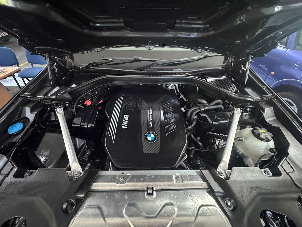 BMW X3 Xdrive 30D M Sport GY19UFC Grey #4