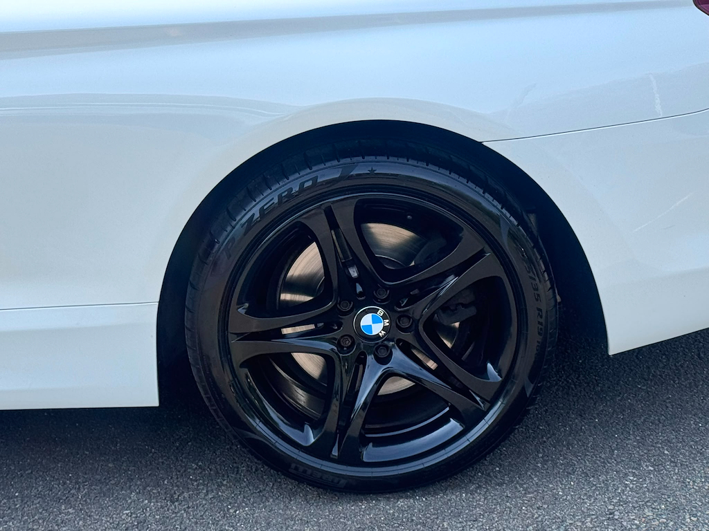 BMW 6 Series 650I Se Black #8