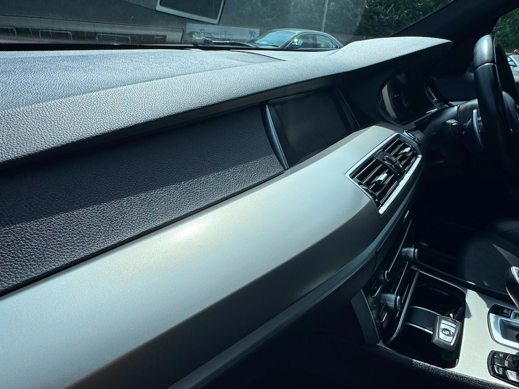 BMW 5 Series Gran Turismo Luxury Grey #28