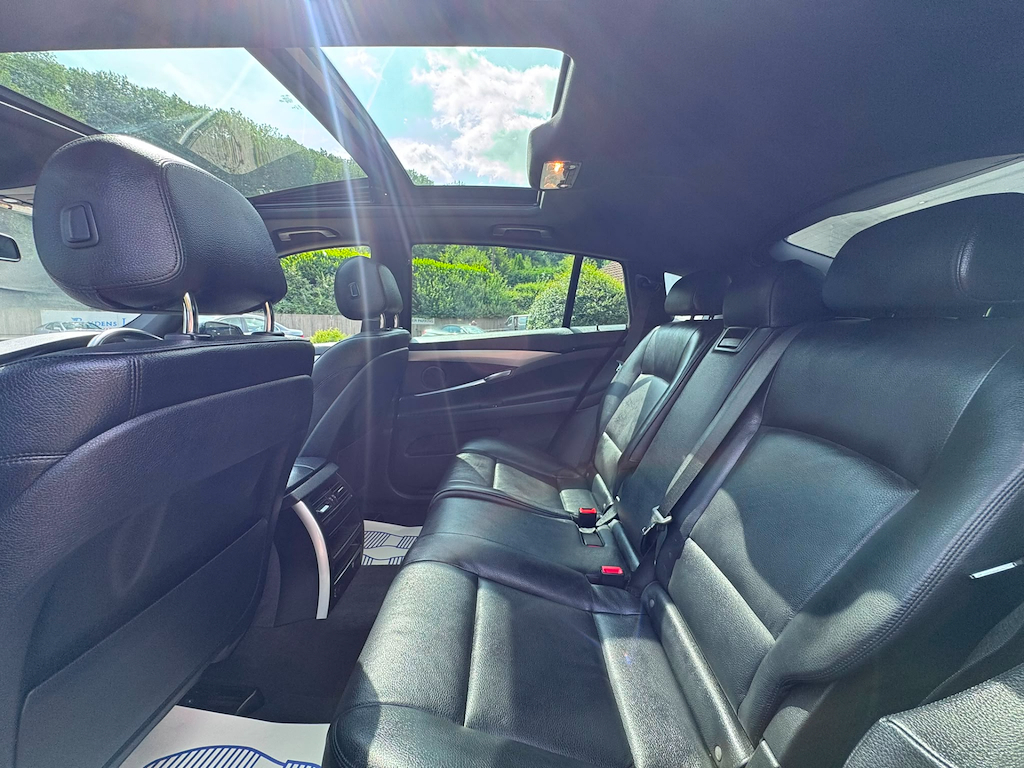 BMW 5 Series Gran Turismo Luxury Grey #31