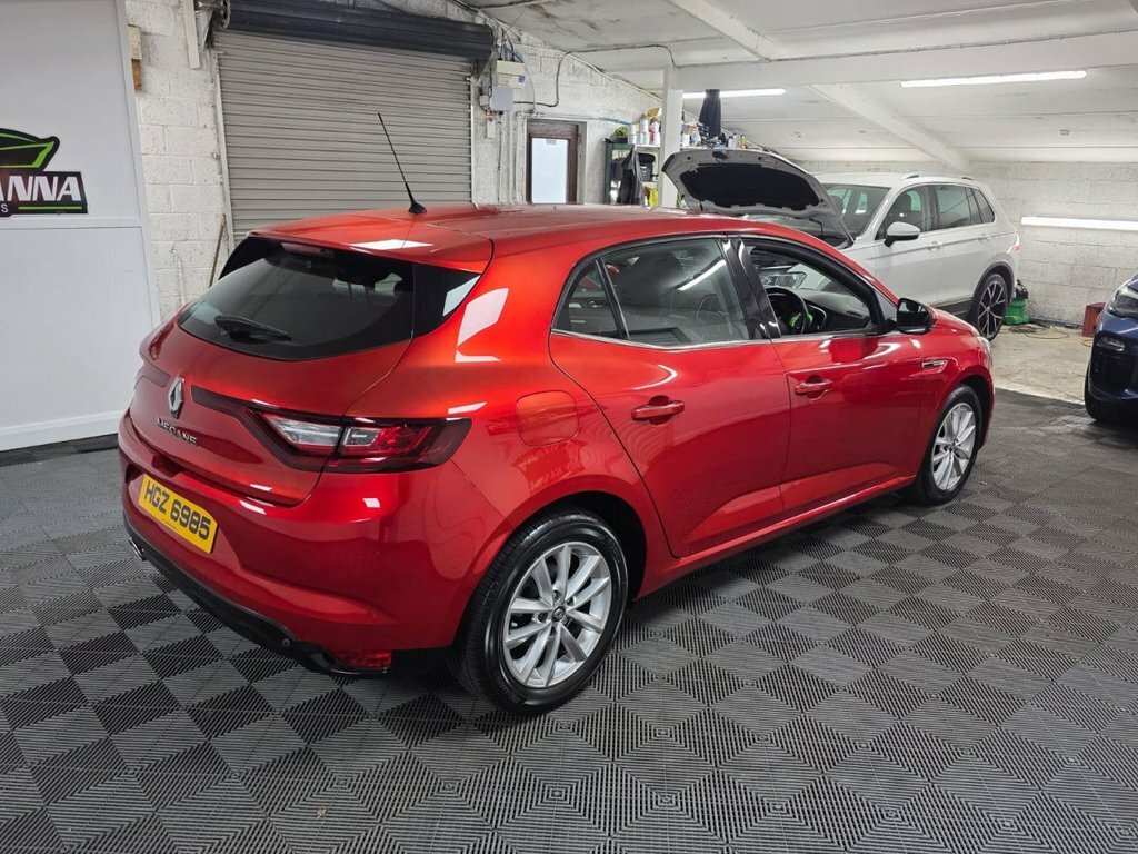 Renault Megane 1.6 Dci Dynamique Nav Hatchback Red #6