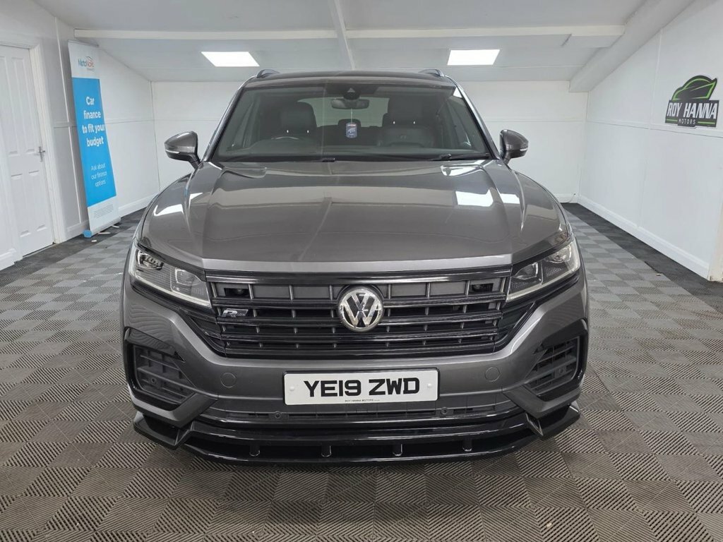 Volkswagen Touareg 3.0 Tdi V6 R-line Tech Suv Tiptronic 4M YE19ZWD Grey #4