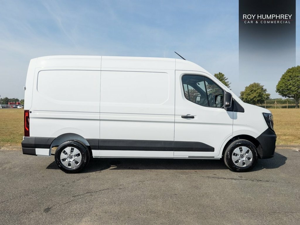 Renault Master 2L Advance White #3