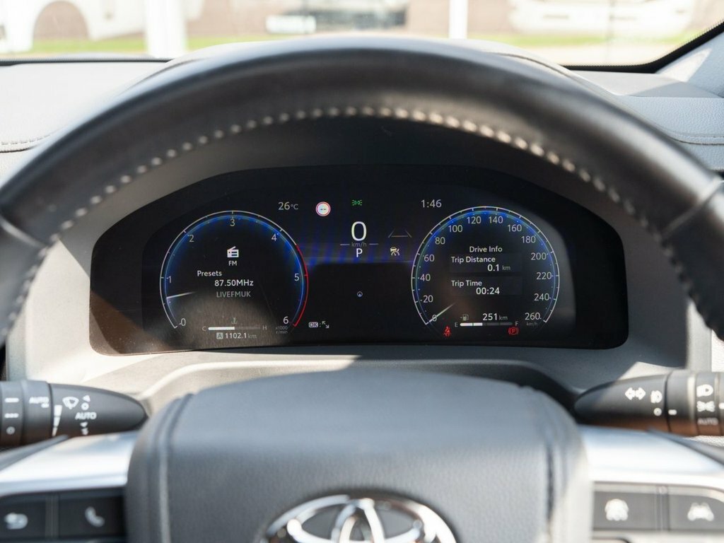 Toyota Land Cruiser Mpv Grey #17