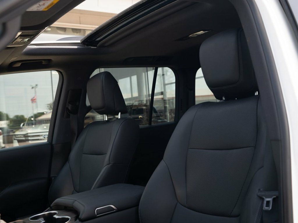 Toyota Land Cruiser Mpv Grey #13