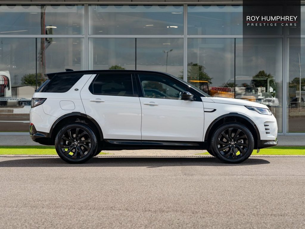 Land Rover Discovery Sport 2.0 D200 Mhev Dynamic Hse Suv 4Wd KN25UHS White #3
