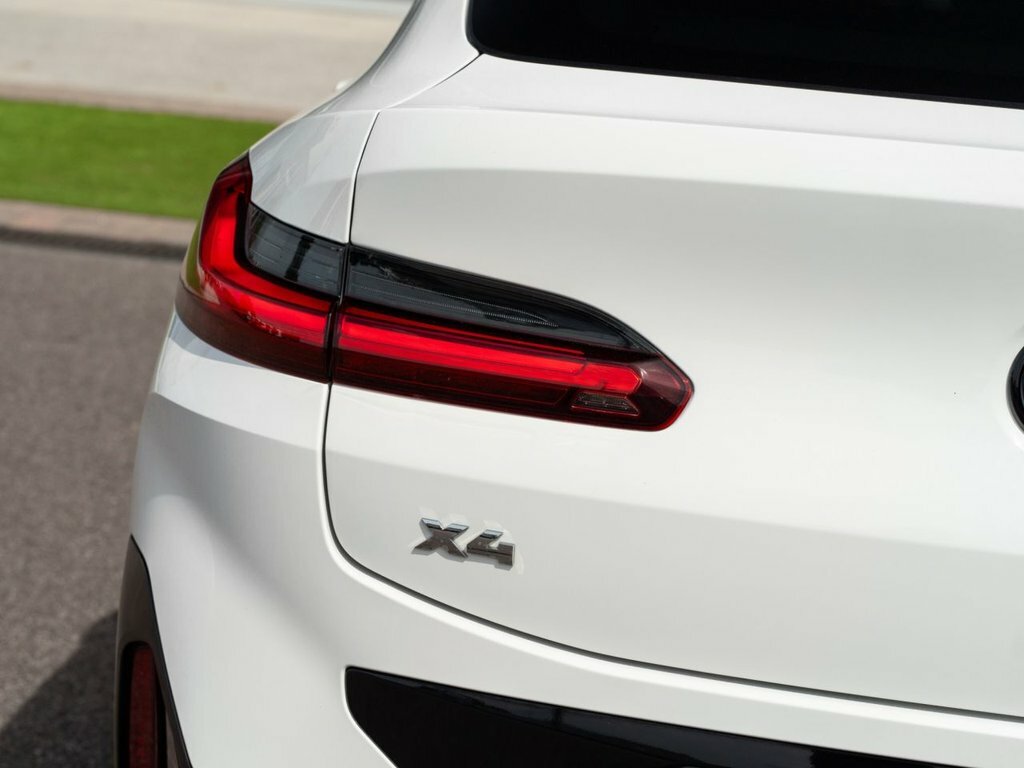 BMW X4 X4 M40i Black #28