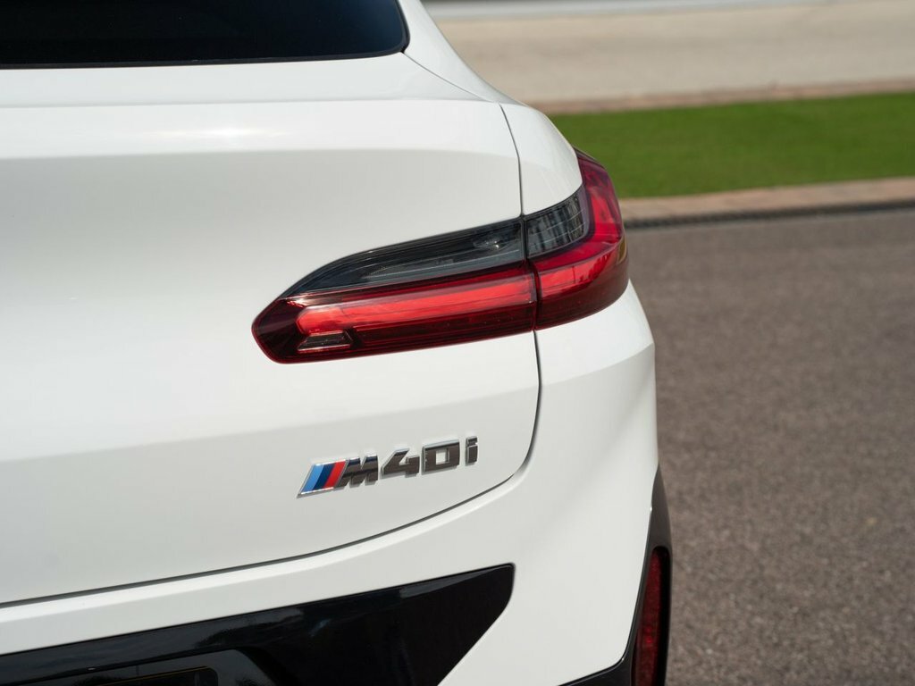 BMW X4 X4 M40i Black #32