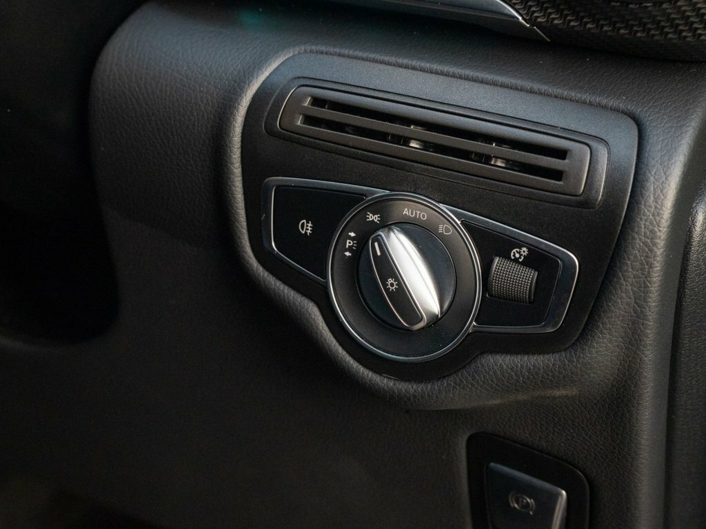 Mercedes-Benz V Class Amg Line Silver #26