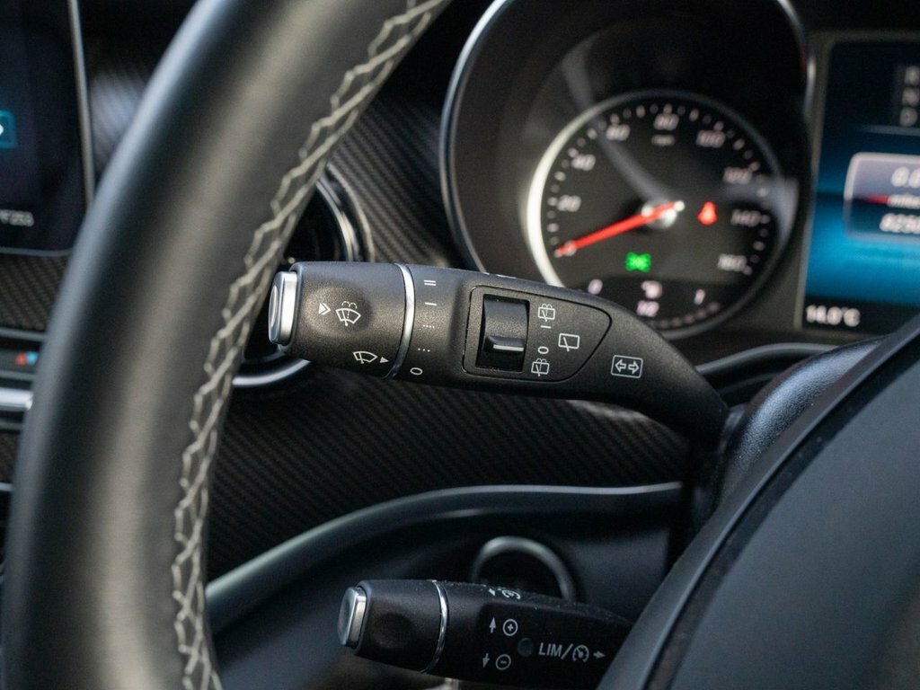 Mercedes-Benz V Class Amg Line Silver #19
