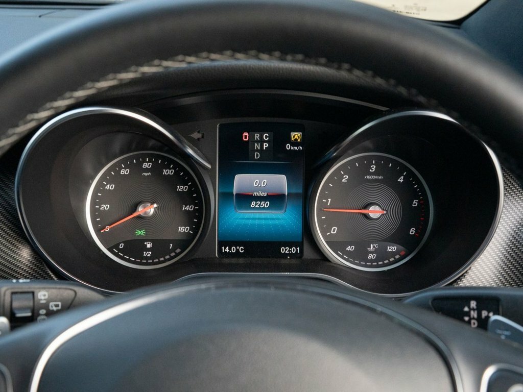 Mercedes-Benz V Class Amg Line Silver #23