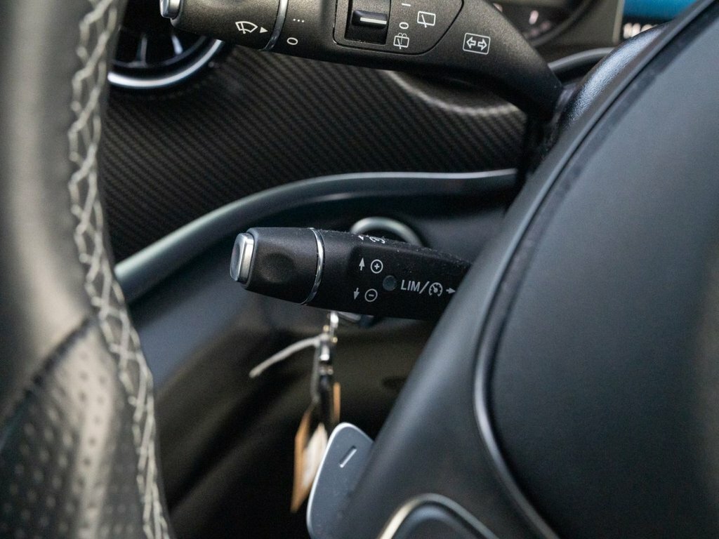 Mercedes-Benz V Class Amg Line Silver #20