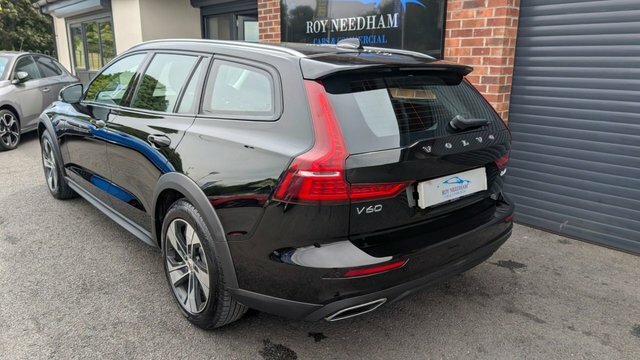 Volvo V60 Cross Country T5 247Bhp Awd Plus - Heated Fr  #9
