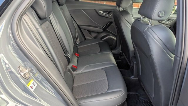 Audi Q2 1.0 Tfsi 30 Black Edition Suv Eu EK69OHB Black #5