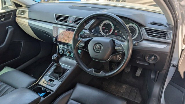 Skoda Superb 2.0 Tdi Se L Estate Euro 6 S S Silver #2