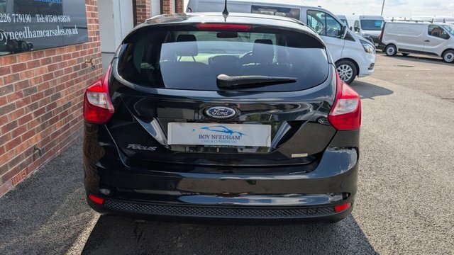 Ford Focus 1.6L Zetec S Tdci Black #7