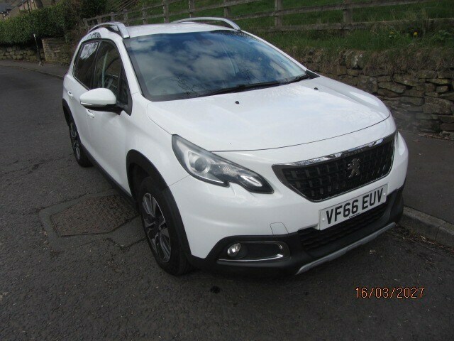 Peugeot 2008 1.2 Puretech Allure VF66EUV White #6