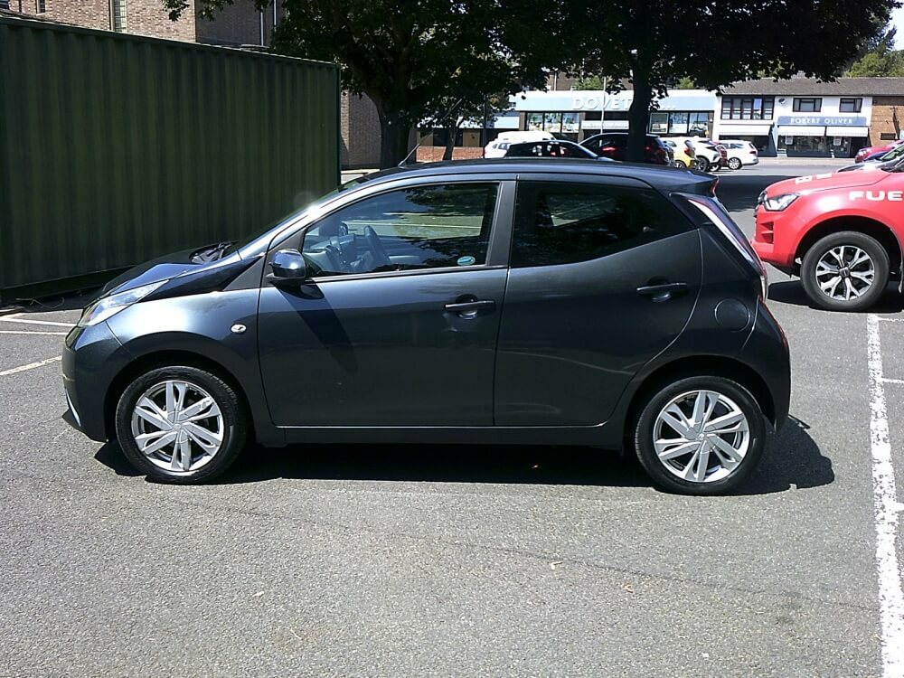 Toyota Aygo 1.0 X-pression  #3