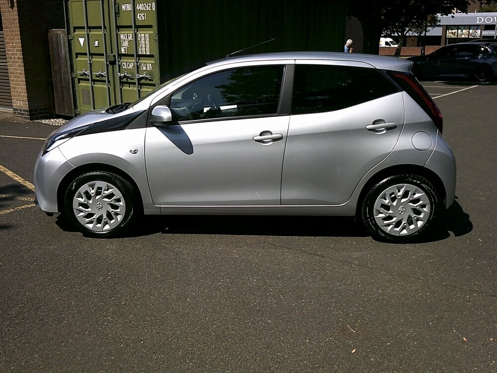 Toyota Aygo 1.0 X-play PN70NXY #3