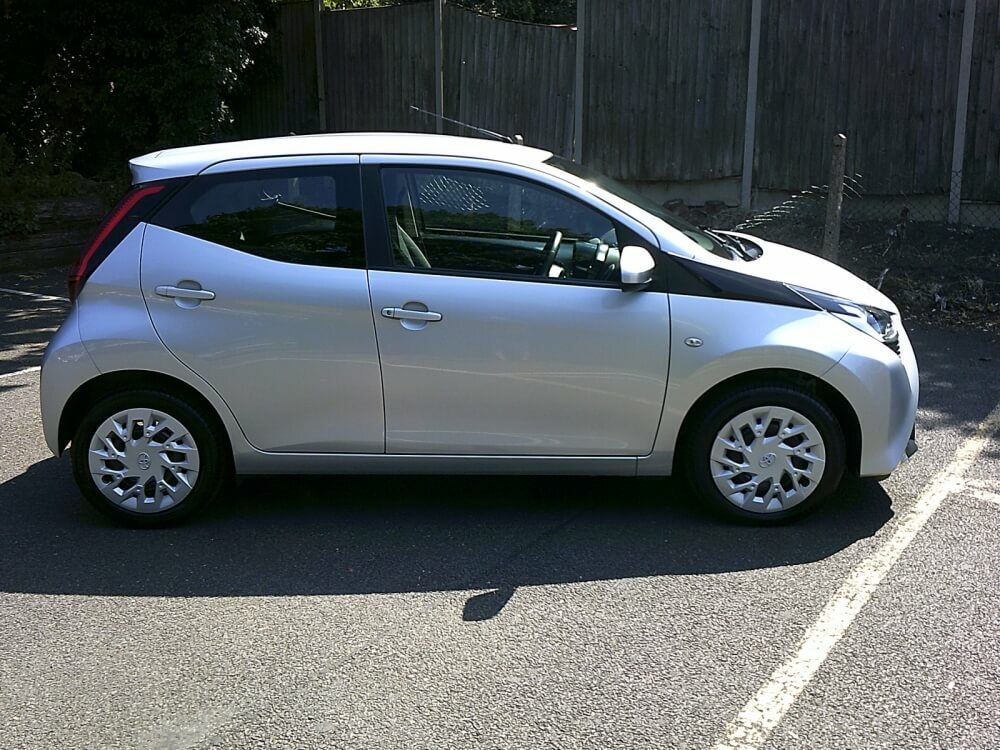 Toyota Aygo 1.0 X-play PN70NXY #6
