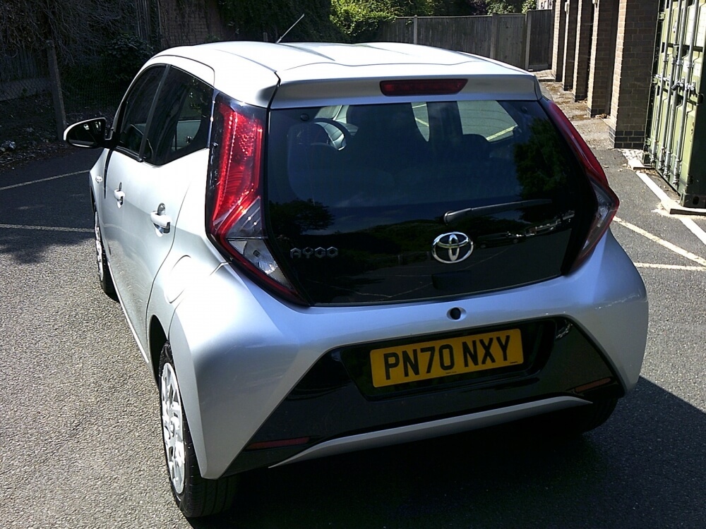 Toyota Aygo 1.0 X-play PN70NXY #4