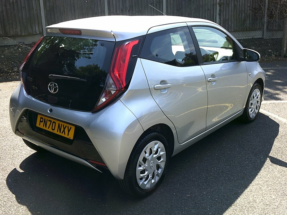 Toyota Aygo 1.0 X-play PN70NXY #5