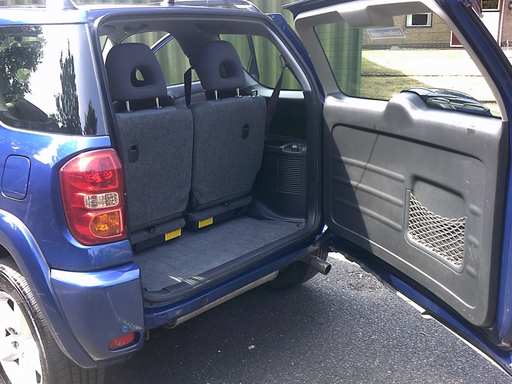 Toyota Rav 4 D-4d Xt-r Silver #9