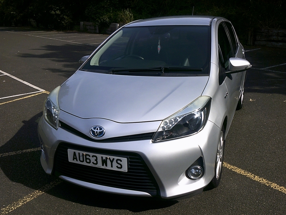 Toyota Yaris 1.5 T-spirit Hybrid 