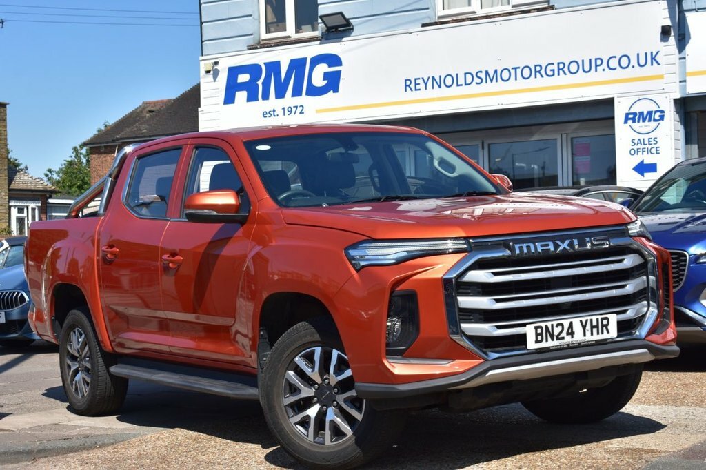 Maxus T90 Pickup Orange